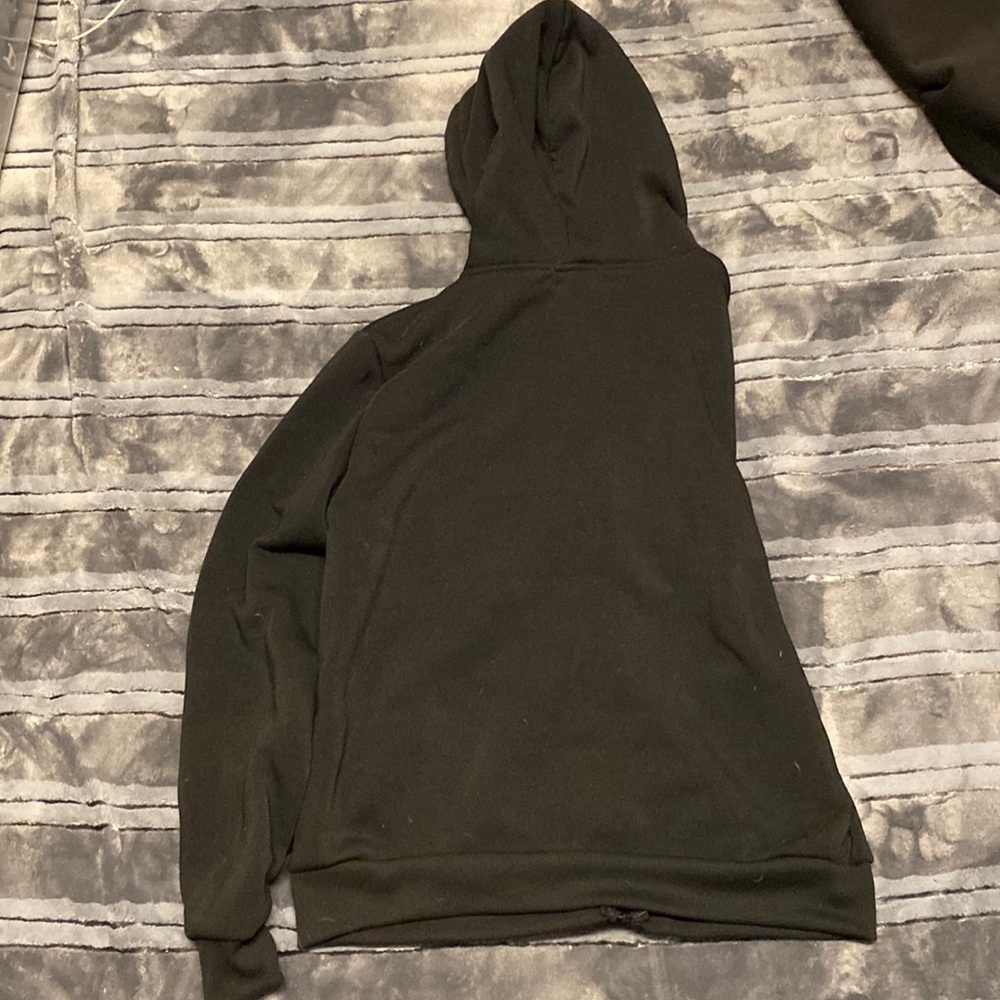 B free large hoodie
